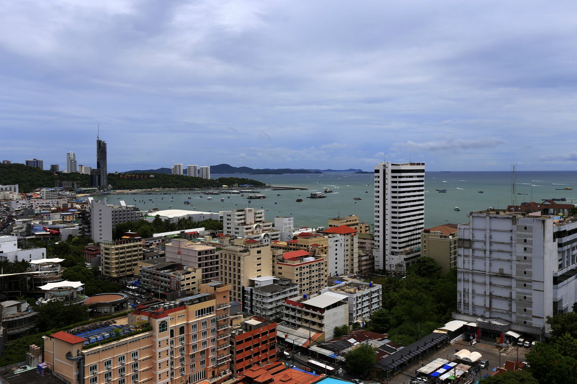 The Base Appartement Pattaya Buitenkant foto